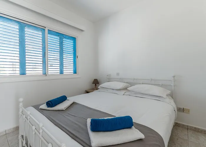 Escape Beachfront شقة *